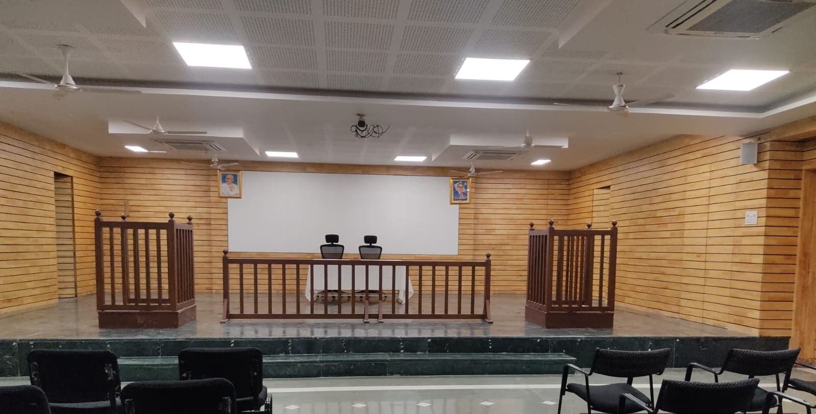 IPS Academy Sanwer College Images photo 3